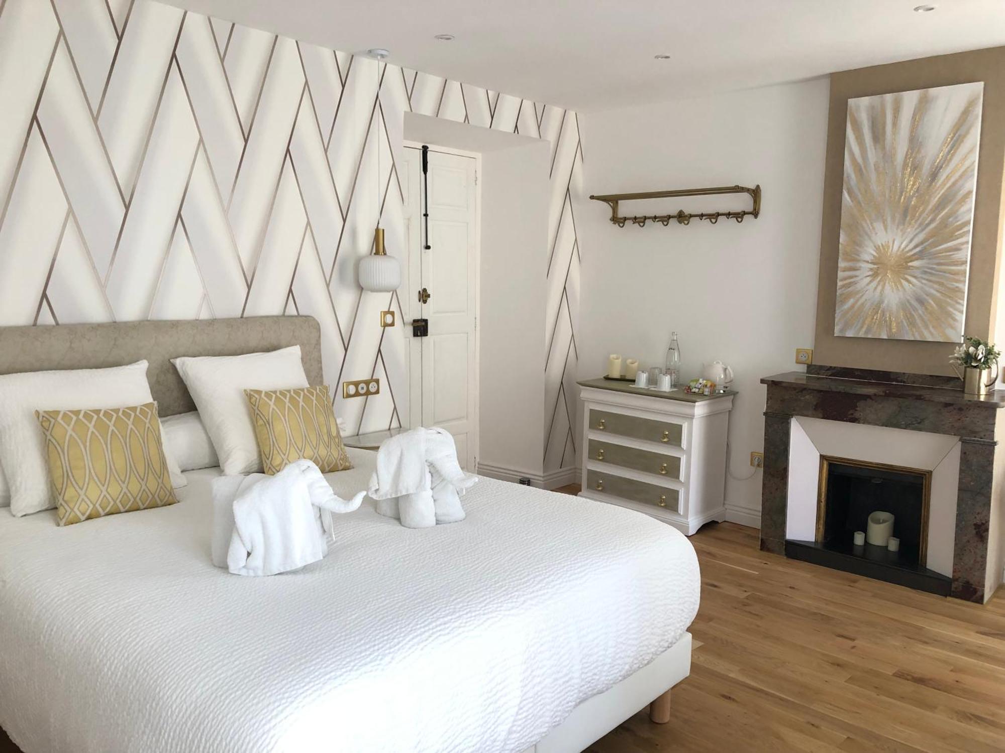 Le Coeur De La Bastide - Adult Only Bed & Breakfast Carcassonne Bagian luar foto