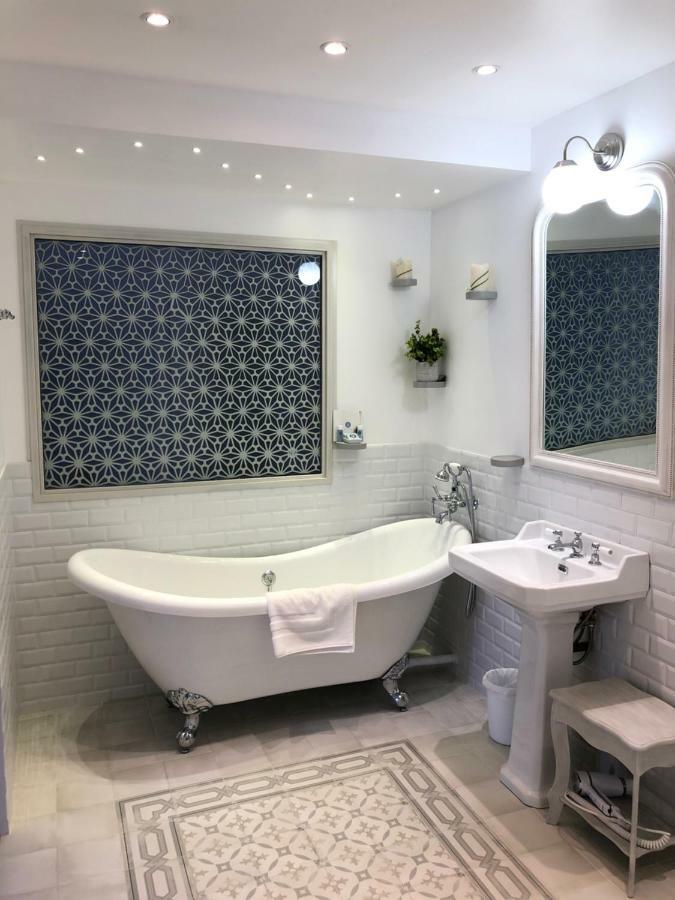 Le Coeur De La Bastide - Adult Only Bed & Breakfast Carcassonne Bagian luar foto