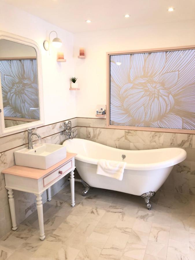 Le Coeur De La Bastide - Adult Only Bed & Breakfast Carcassonne Bagian luar foto